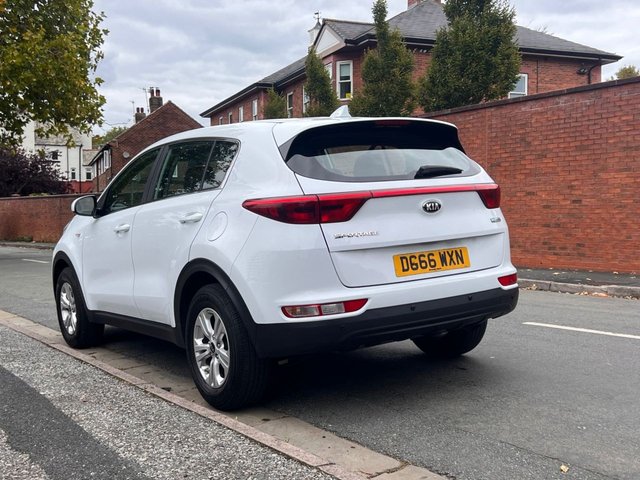 2016 Kia Sportage 1.7L 1 5dr - Photo 9