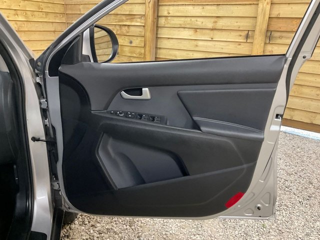 2014 KIA SPORTAGE (2014) - Photo 10