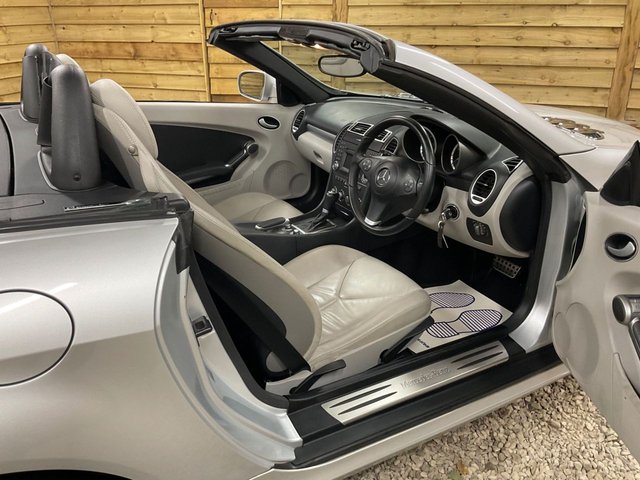 2009 MERCEDES-BENZ SLK (2009) - Photo 12