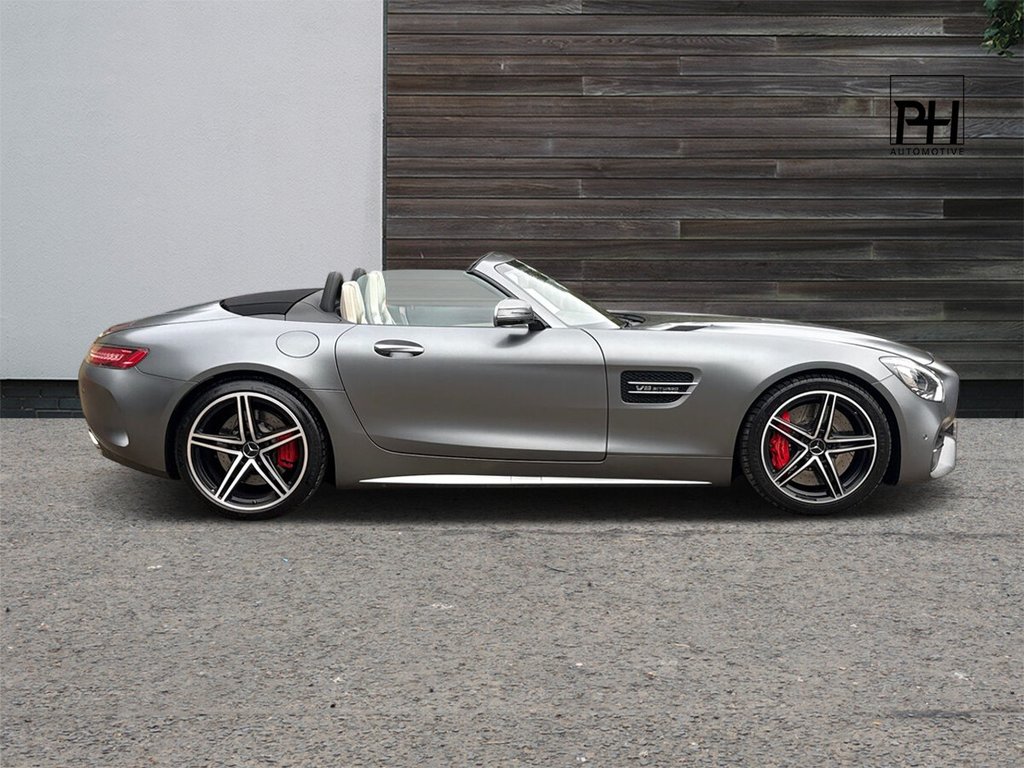 USED 2017 17 MERCEDES-BENZ AMG GT 4.0 V8 BiTurbo C Roadster 2dr Petrol SpdS DCT Euro 6 (s/s) (557 ps) MB HISTORY|AMG SEATS|BURMESTER