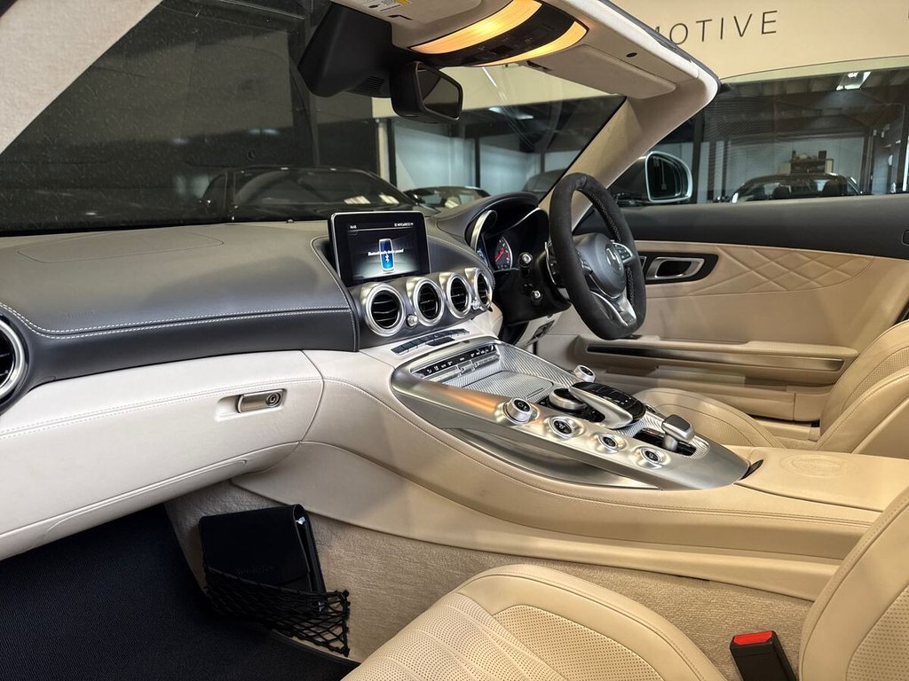 USED 2017 17 MERCEDES-BENZ AMG GT 4.0 V8 BiTurbo C Roadster 2dr Petrol SpdS DCT Euro 6 (s/s) (557 ps) MB HISTORY|AMG SEATS|BURMESTER