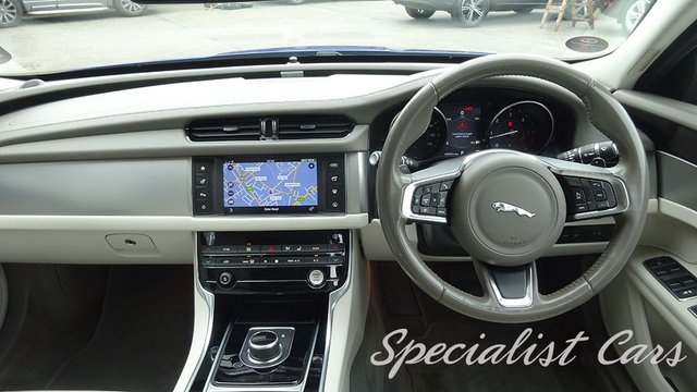 2017 JAGUAR XF 2.0d Prestige Saloon 4dr Diesel Auto Euro 6 (s/s) (180 ps) - Photo 6