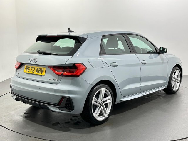 2022 Audi A1 - Photo 8