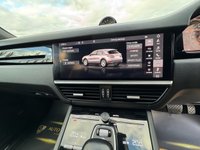 USED 2020 70 PORSCHE CAYENNE 3.0 V6 E-Hybrid 17.9kWh SUV 5dr Petrol Plug-in Hybrid TiptronicS 4WD Euro 6 (s/s) (3.6kW Charger) (462 ps) 12 MONTHS  WARRANY INCLUDING !!!