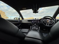 USED 2020 70 PORSCHE CAYENNE 3.0 V6 E-Hybrid 17.9kWh SUV 5dr Petrol Plug-in Hybrid TiptronicS 4WD Euro 6 (s/s) (3.6kW Charger) (462 ps) 12 MONTHS  WARRANY INCLUDING !!!
