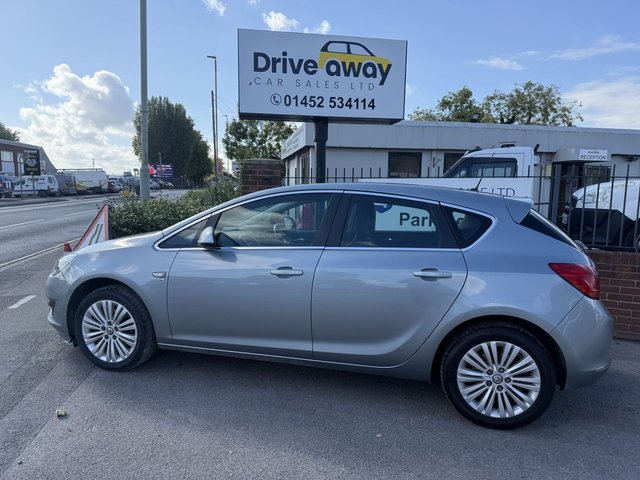 2014 14 Vauxhall Astra 1.7 CDTi ecoFLEX Excite Hatchback 5dr Diesel Manual Euro 5 (110 ps)