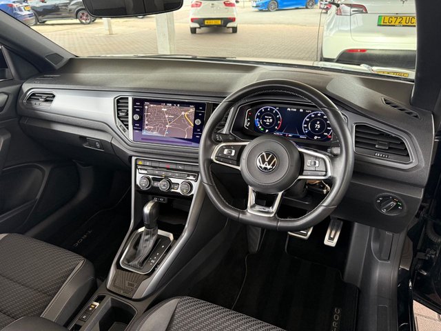 2021 VOLKSWAGEN T-ROC - Photo 6