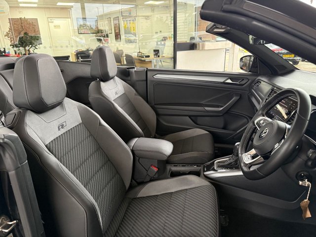 2021 VOLKSWAGEN T-ROC - Photo 12