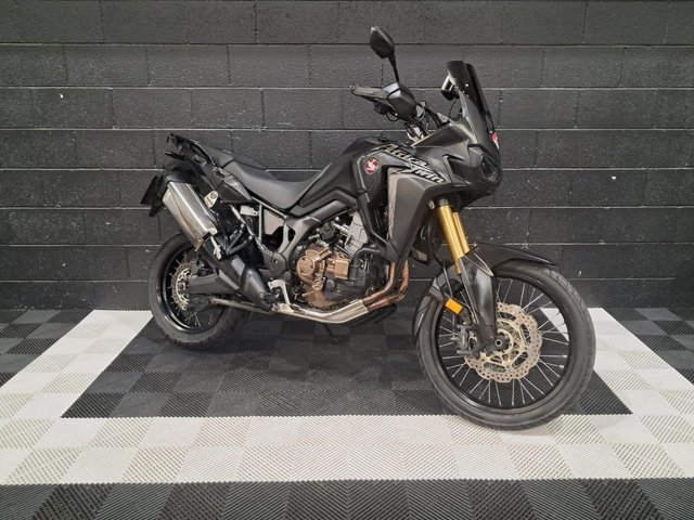 View our HONDA CRF1000L AFRICA TWIN