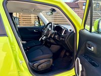 USED 2017 67 JEEP RENEGADE 1.4T MultiAirII Longitude SUV 5dr Petrol DDCT Euro 6 (s/s) (140 ps) STAND OUT FROM THE CROWD!