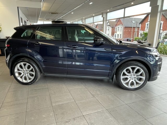 View our LAND ROVER RANGE ROVER EVOQUE
