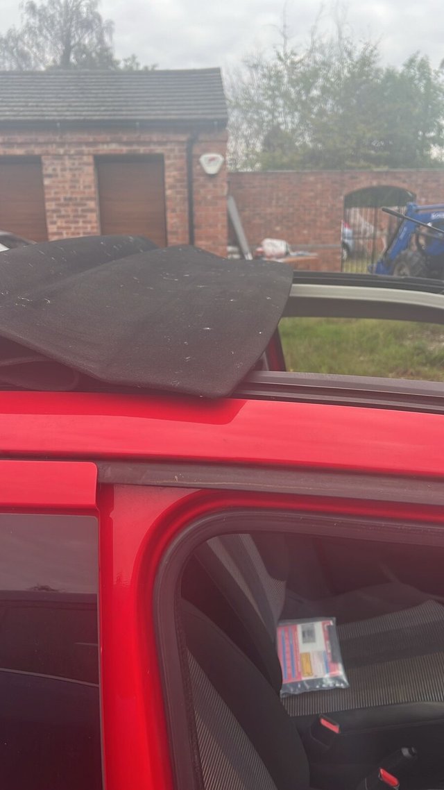 2015 Peugeot 108 1.2L Allure 5dr - Photo 4