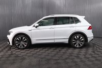 USED 2018 68 VOLKSWAGEN TIGUAN 2.0 TDI R-Line SUV 5dr Diesel Manual Euro 6 (s/s) (150 ps) PANORAMIC SUNROOF / PEARLESCENT WHITE / ONE PREVIOUS OWNER