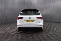 USED 2018 68 VOLKSWAGEN TIGUAN 2.0 TDI R-Line SUV 5dr Diesel Manual Euro 6 (s/s) (150 ps) PANORAMIC SUNROOF / PEARLESCENT WHITE / ONE PREVIOUS OWNER