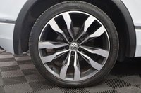 USED 2018 68 VOLKSWAGEN TIGUAN 2.0 TDI R-Line SUV 5dr Diesel Manual Euro 6 (s/s) (150 ps) PANORAMIC SUNROOF / PEARLESCENT WHITE / ONE PREVIOUS OWNER