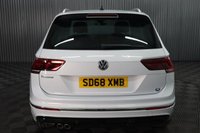 USED 2018 68 VOLKSWAGEN TIGUAN 2.0 TDI R-Line SUV 5dr Diesel Manual Euro 6 (s/s) (150 ps) PANORAMIC SUNROOF / PEARLESCENT WHITE / ONE PREVIOUS OWNER