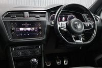 USED 2018 68 VOLKSWAGEN TIGUAN 2.0 TDI R-Line SUV 5dr Diesel Manual Euro 6 (s/s) (150 ps) PANORAMIC SUNROOF / PEARLESCENT WHITE / ONE PREVIOUS OWNER