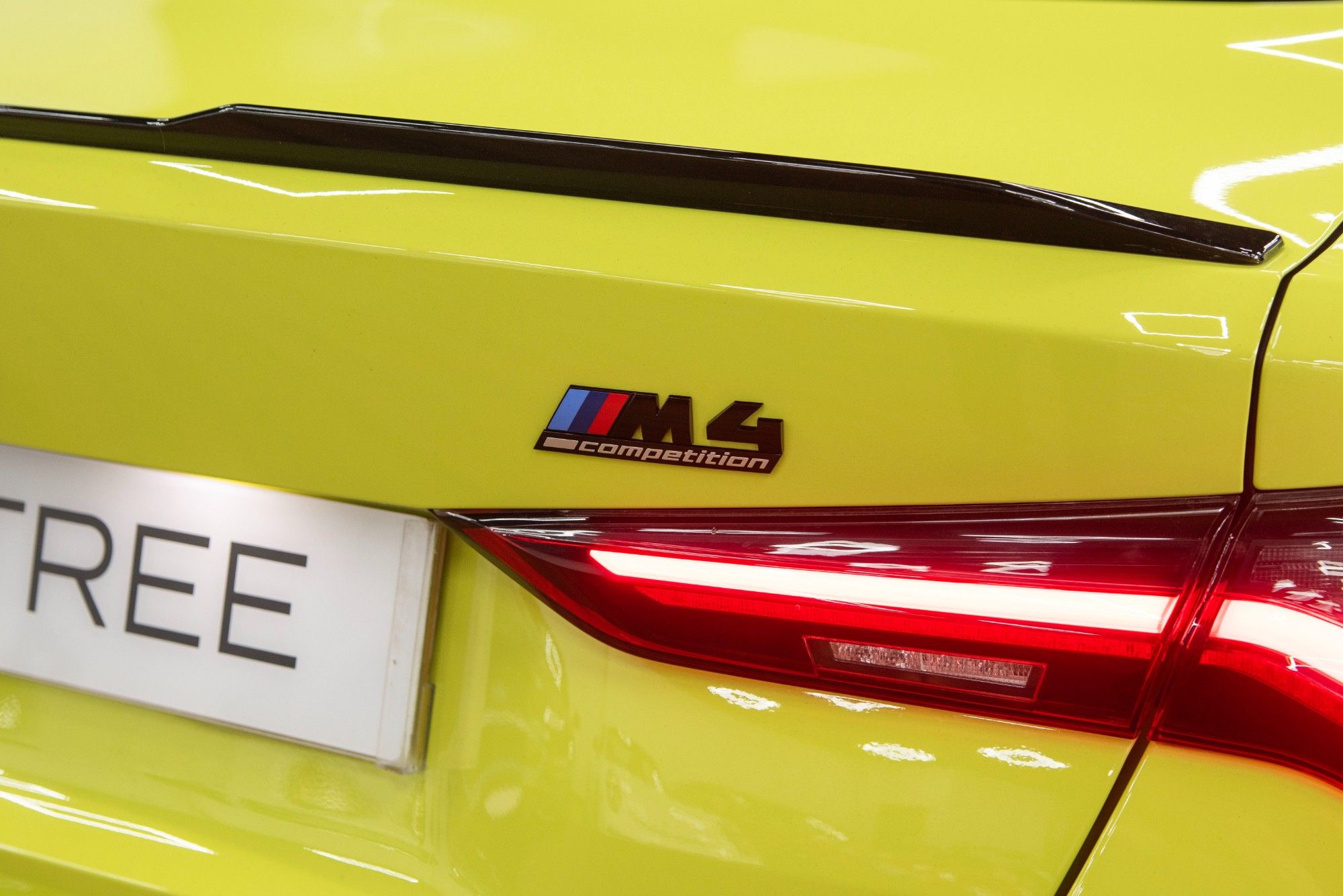 USED 2022 22 BMW M4 3.0 BiTurbo Competition 