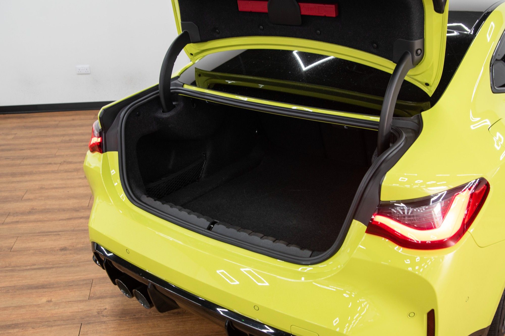 USED 2022 22 BMW M4 3.0 BiTurbo Competition 