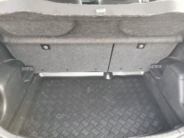 2020 TOYOTA YARIS - Photo 12