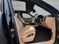 USED 2021 21 PORSCHE CAYENNE 3.0T V6 Coupe 5dr Petrol TiptronicS 4WD Euro 6 (s/s) (340 ps) ** GLASS PANORAMIC SUNROOF **ULEZ