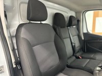 USED 2022 72 RENAULT TRAFIC 2.0 dCi Blue SL28 Business+ Panel Van 5dr Diesel Manual L1 H1 Euro 6 (s/s) (130 ps) FANTASTIC CONDITION - FREE DELIVERY