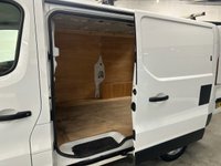 USED 2022 72 RENAULT TRAFIC 2.0 dCi Blue SL28 Business+ Panel Van 5dr Diesel Manual L1 H1 Euro 6 (s/s) (130 ps) FANTASTIC CONDITION - FREE DELIVERY