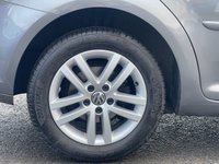 USED 2014 64 VOLKSWAGEN TOURAN 1.6 TDI BlueMotion Tech SE MPV 5dr Diesel DSG Euro 5 (s/s) (105 ps) 