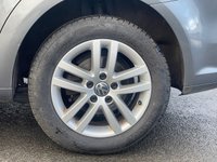 USED 2014 64 VOLKSWAGEN TOURAN 1.6 TDI BlueMotion Tech SE MPV 5dr Diesel DSG Euro 5 (s/s) (105 ps) 