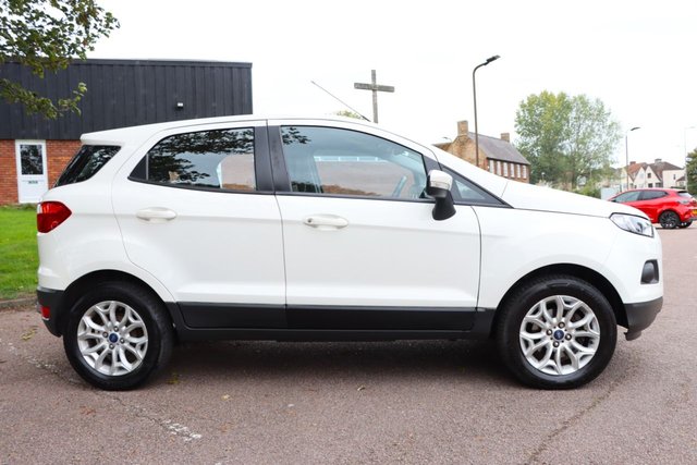 2017 FORD ECOSPORT - Photo 5