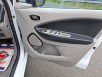 USED 2016 16 RENAULT ZOE 22kWh Dynamique Nav Hatchback 5dr Electric Auto (Battery Lease) (88 bhp) FSH 2 KEYS LOW MILES 20 TAX