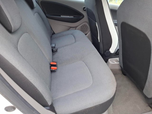 2016 RENAULT ZOE - Photo 8