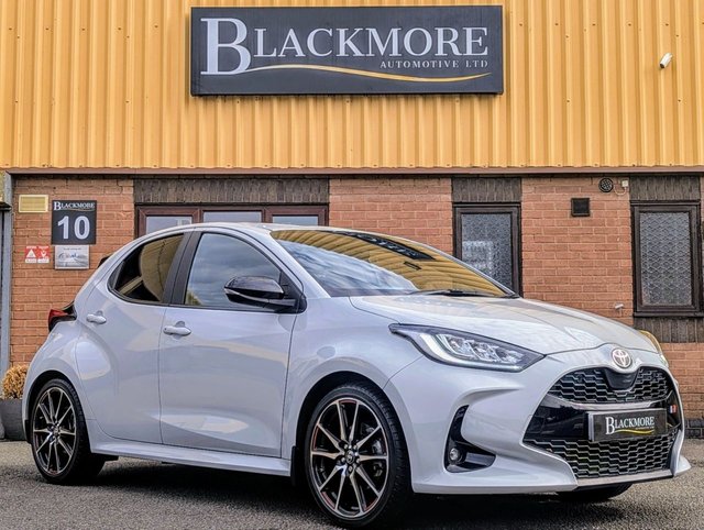 2023 23 Toyota Yaris (23) 1.5 GR SPORT HYBRID E-CVT