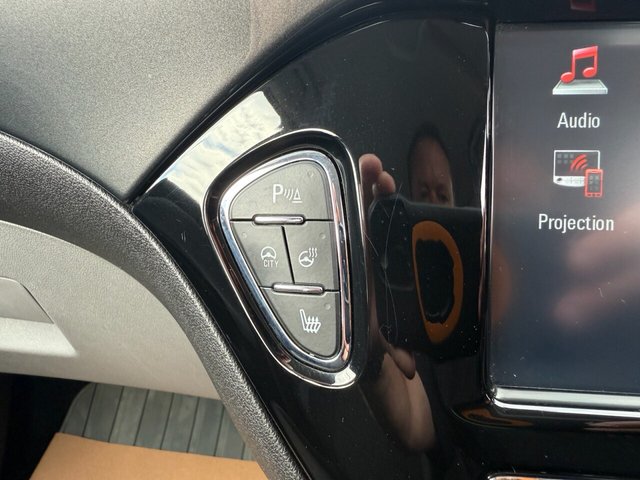 2018 VAUXHALL CORSA - Photo 8