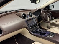 USED 2011 11 JAGUAR XJ 5.0 V8 Portfolio Saloon 4dr Petrol Auto Euro 5 (385 ps) PAN ROOF|HEAT+COOL CREAM SEATS
