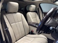 USED 2011 11 JAGUAR XJ 5.0 V8 Portfolio Saloon 4dr Petrol Auto Euro 5 (385 ps) PAN ROOF|HEAT+COOL CREAM SEATS