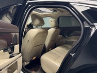 USED 2011 11 JAGUAR XJ 5.0 V8 Portfolio Saloon 4dr Petrol Auto Euro 5 (385 ps) PAN ROOF|HEAT+COOL CREAM SEATS