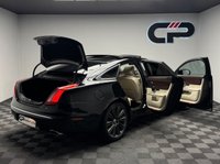 USED 2011 11 JAGUAR XJ 5.0 V8 Portfolio Saloon 4dr Petrol Auto Euro 5 (385 ps) PAN ROOF|HEAT+COOL CREAM SEATS