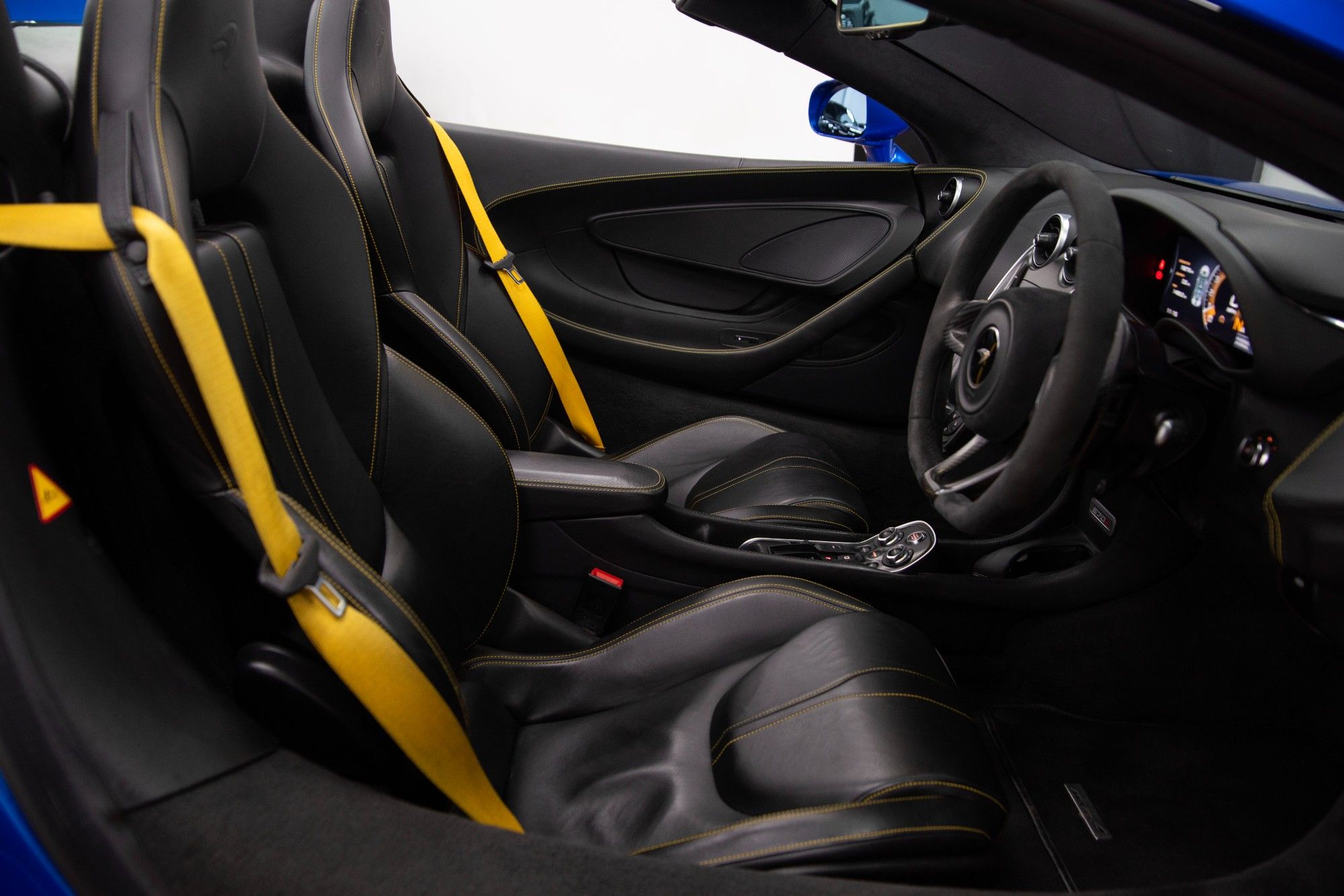 USED 2018 68 MCLAREN 570S 3.8T V8 Spider  