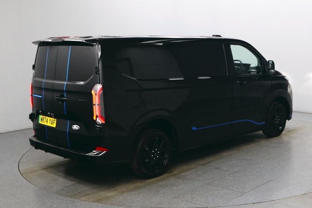 2024 FORD E-Transit Custom - Photo 11