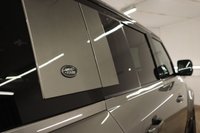 USED 2023 73 LAND ROVER DEFENDER 2.0 P400e 15.4kWh X-Dynamic HSE SUV 5dr Petrol Plug-in Hybrid Auto 4WD Euro 6 (s/s) (404 ps) PANORAMIC ROOF FULL LEATHER TRIM  BLACK SPORTS ALLOYS  GLOSS BLACK BODY PANELS