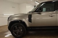 USED 2023 73 LAND ROVER DEFENDER 2.0 P400e 15.4kWh X-Dynamic HSE SUV 5dr Petrol Plug-in Hybrid Auto 4WD Euro 6 (s/s) (404 ps) PANORAMIC ROOF FULL LEATHER TRIM  BLACK SPORTS ALLOYS  GLOSS BLACK BODY PANELS