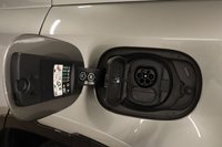 USED 2023 73 LAND ROVER DEFENDER 2.0 P400e 15.4kWh X-Dynamic HSE SUV 5dr Petrol Plug-in Hybrid Auto 4WD Euro 6 (s/s) (404 ps) PANORAMIC ROOF FULL LEATHER TRIM  BLACK SPORTS ALLOYS  GLOSS BLACK BODY PANELS