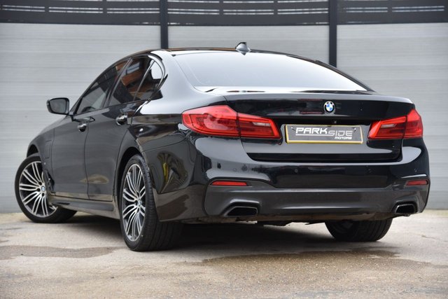 2017 BMW 5 SERIES - Photo 4