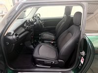 USED 2017 17 MINI HATCH 1.5 Cooper Hatchback 3 Door Petrol Manual Euro 6 (s/s) (136 ps) 4 SERVICES TO 28,435 MILES