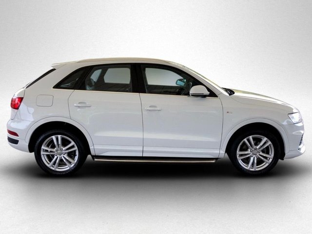 View our AUDI Q3