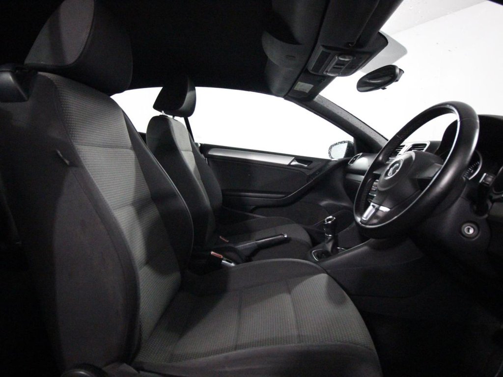 USED 2015 15 VOLKSWAGEN GOLF 1.4 TSI SE Cabriolet 2dr Petrol Manual Euro 5 (122 ps) CRUISE CONTROL - PARK SENSORS