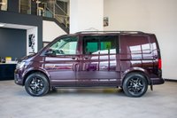 USED 2017 17 VOLKSWAGEN TRANSPORTER 2.0 BiTDI T32 BlueMotion Tech Kombi Van 4dr Diesel DSG 4Motion SWB Euro 6 (s/s) (204 ps) 4Motion, Blackberry, No VAT