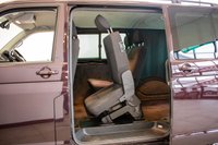 USED 2017 17 VOLKSWAGEN TRANSPORTER 2.0 BiTDI T32 BlueMotion Tech Kombi Van 4dr Diesel DSG 4Motion SWB Euro 6 (s/s) (204 ps) 4Motion, Blackberry, No VAT