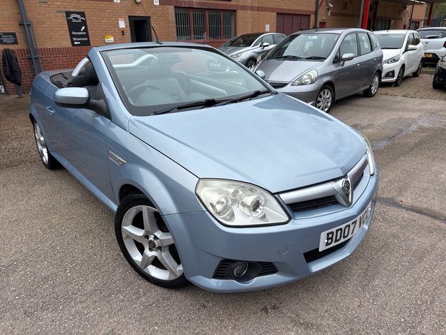 2007 TIGRA 1.8I 16V EXCLUSIV CONVERTIBLE 2DR PETROL MANUAL A C 185 G KM,... photo